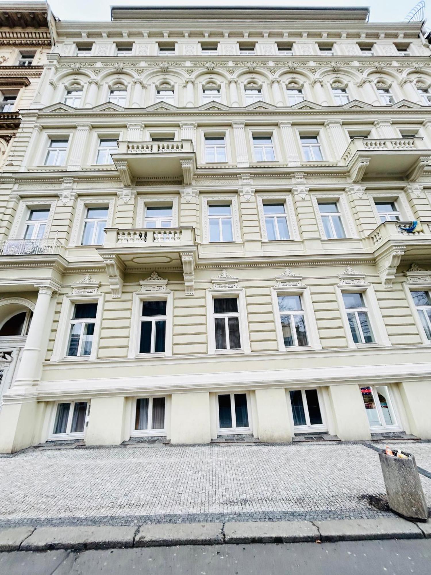 New Design & Style 50m From Wenceslas Square Praga